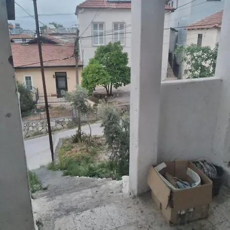 公寓 Очень Дешево 2 Комнаты В Центре Города 费特希耶